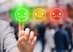 ​ВАШЕ МНЕНИЕ. Вы удовлетворены жизнью в России?