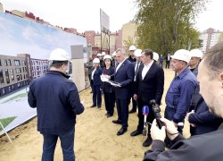 ​Руслан Кухарук проверил готовность стройплощадки к возведению новой школы в Советском