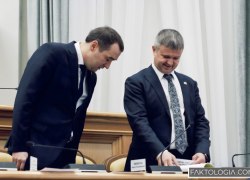 Власти Югры обсуждают консолидацию коммунальных МУПов