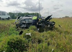 Младенец из ХМАО погиб в ДТП, вылетев из опрокинувшейся машины Младенец из ХМАО погиб в ДТП, вылетев из опрокинувшейся машины