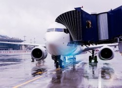 Авиакомпания Utair за полгода понесла чистый убыток 2,2 млрд рублей