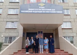 В Советском районе представители окружной Общественной наблюдательной комиссии и Общественного совета посетили изолятор временного содержания полиции