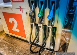 Минэнерго предложило поднять цены на топливо на АЗС на 2,1 рубля, чтобы избежать бюджетных выплат нефтяникам