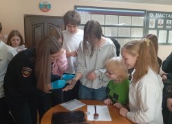 В Советском районе полицейские и общественники провели для школьников &laquo;Дни открытых дверей&raquo;