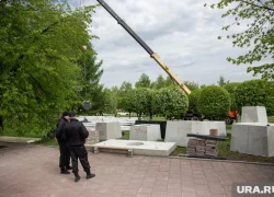 В ХМАО за полмиллиарда рублей построят сквер вместо копии Эйфелевой башни