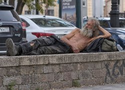 В ХМАО изменится порядок назначения соцпомощи бездомным и людям с зависимостями