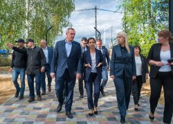 В рамках рабочей поездки в Советский район Руслан Кухарук посетил не только Советский, но и ряд поселений: Пионерский, Алябьевский и Малиновский