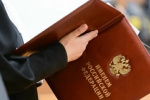Советский районный суд назначил 270 часов обязательных работ за кражу коньяка