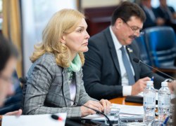 Дефицит бюджета ХМАО за полугодие увеличился на 40% на фоне резкого роста социальных расходов