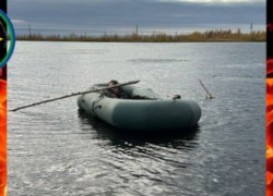 Спасатели Югры в минувшие выходные спасли троих человек на водоемах региона