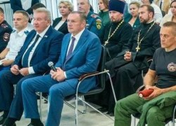 В думе ХМАО появится ещё один депутат, получающий зарплату из бюджета