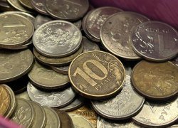 В Югре запущен большой сбор мелочи в обмен на бумажные рубли