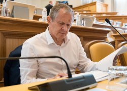 На предстоящих выборах в ХМАО ждут эскалации конфликта двух кланов