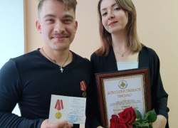 В Югорске наградили педагогов, спасших детей на пожаре