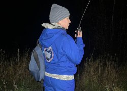 В ХМАО женщина и ребенок заблудились в лесу