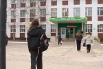 Все школы в ХМАО ждут внеплановые проверки после ЧП в Советском районе
