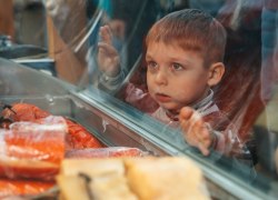 В Югре зафиксировали небольшое снижение цен на потребительские товары