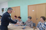 В Советском районе полицейские провели профилактическую работу среди граждан пожилого возраста на тему мошенничества
