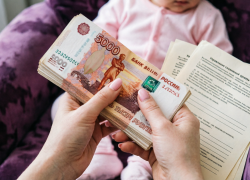 Более 1,8 млн. руб. соцвыплат прикарманили мошенницы, прикинувшись югорчанками