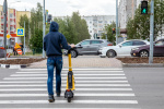 В Югре произошло ДТП с электросамокатом