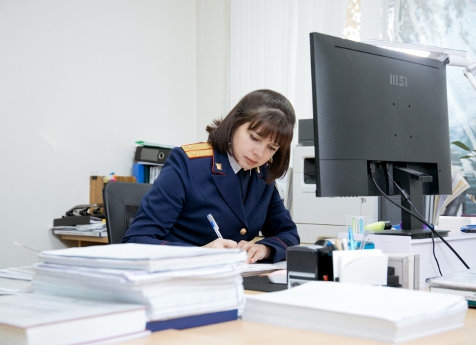 В Советском в отношении двоих местных жителей возбуждено уголовное дело по факту незаконного лишения свободы