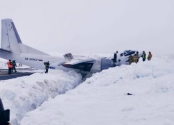 Самолёт «ЮТэйр» после жёсткой посадки на Ямале разломился на две части