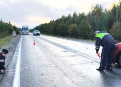 В Ивделе сотрудники Госавтоинспекции устанавливают обстоятельства смертельного ДТП