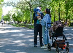 Первенца и второго ребенка все реже рожают женщины в Югре: бедность, отсутствие жилья и болезни