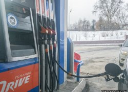 В крупнейшем городе ХМАО &ndash; вотчине &laquo;Сургутнефтегаза&raquo; &mdash; стоимость бензина АИ-95 превысила 100 рублей