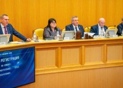 Избирком ХМАО спустя двое суток объявил итоги выборов в региональный парламент: &laquo;Справедливая Россия&raquo; сенсационно преодолела 5-процентный барьер