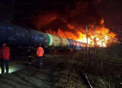 Число сошедших вагонов на участке под Екатеринбургом выросло до 39