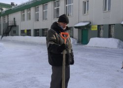 В Югре средние зарплатные предложения для соискателей в сфере ЖКХ за год выросли на 10%