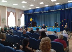 Полицейские Советского района провели профилактическую беседу с постояльцами круглосуточного пансионата