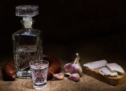 Огурцы и водка: Росстат назвал самые подорожавшие продукты в начале 2025 года