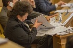 Бюджет ХМАО за первое полугодие исполнен с профицитом. Помогли нефтяники, которые зарабатывают на росте курса доллара