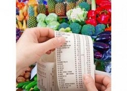 &laquo;Левада-центр&raquo;: Большинство россиян экономят на еде и предпочитают отечественные продукты