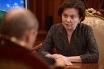 Путин сравнил закон о налоговом эксперименте для нефтяников, внесенный ХМАО, с заграничной практикой однополых браков