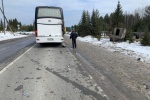 На Урале рейсовый автобус столкнулся с КамАЗом