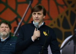 Кравцов раскрыл даты последних звонков и выпускных в 2024 году