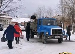СЕТЕВОЙ ДОЗОР. Скандалы недели: буча из-за школьной еды, мусоровозы из 80-х и плитка &laquo;жуковского периода&raquo;
