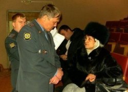 РУКОВОДИТЕЛЬ МОМВД РОССИИ &laquo;СОВЕТСКИЙ&raquo; ВСТРЕТИЛСЯ С НАСЕЛЕНИЕМ ПОСЕЛКА АГИРИШ