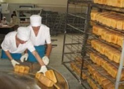 СОВЕТСКИЙ ХЛЕБОЗАВОД ЗАКРЫЛИ, А ХЛЕБ ВЫПУСКАЮТ
