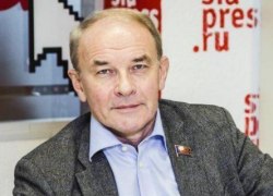 Снижение цен на нефть отразится и на регионах-донорах &mdash; Югре и Ямале
