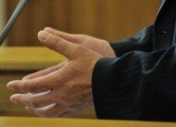 Депутатам - авторам глупых законопроектов - предложили сдать мандаты