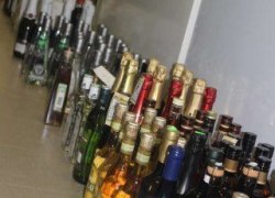 ИЗЪЯТО БОЛЕЕ 130 литров АЛКОГОЛЬНОЙ ПРОДУКЦИИ в магазине &laquo;ГРИБОЕДОВСКИЙ&raquo;