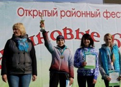 &laquo;Кросс наций&raquo; и &laquo;Рябиновые бусы&raquo; завершили празднование Дня Советского района (ФОТО)