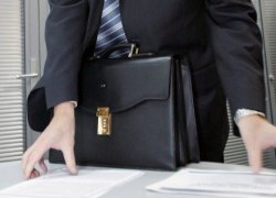 ЗАМЕТКИ НА ПОЛЯХ. Как сводка с фронтов: &laquo;Пять тысяч квадратных метров освобождены от чиновников&raquo;