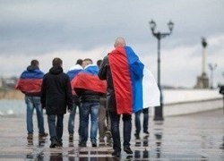 ОГЛАШЕНЫ ИТОГОВЫЕ РЕЗУЛЬТАТЫ ГОЛОСОВАНИЯ О ПРИСОЕДИНЕНИИ КРЫМА К РОССИИ; МЕЖДУНАРОДНАЯ ОБЩЕСТВЕННОСТЬ НЕГОДУЕТ