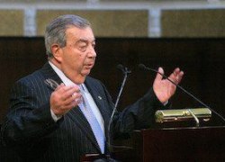Евгений Примаков предложил либеральный путь выхода из кризиса: больше денег регионам, сотрудничество с США, ЕС и НАТО, срочная диверсификация