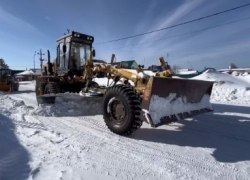 Сегодня продолжается ликвидация последствий вчерашнего снегопада